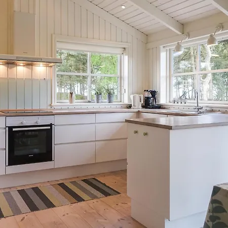 Stunning In With Kitchen