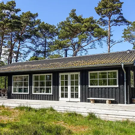 Stunning In With Kitchen Neksø