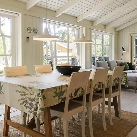 Stunning In With Kitchen *
