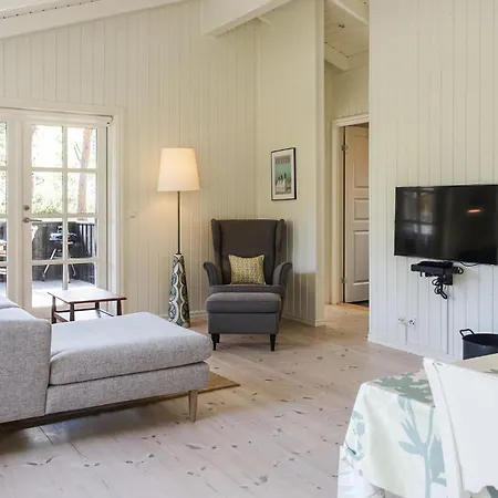 Stunning In With Kitchen Neksø